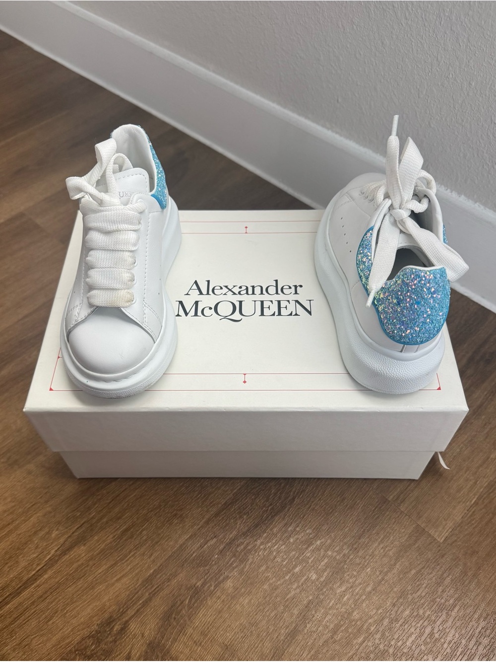 Alexander McQueen Kids White Sneakers with Blue Glitter Heel Tab